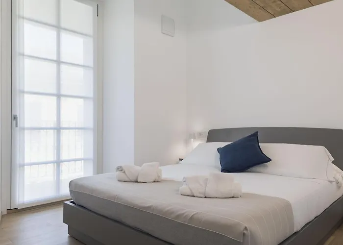 Volta Lägenhet Como